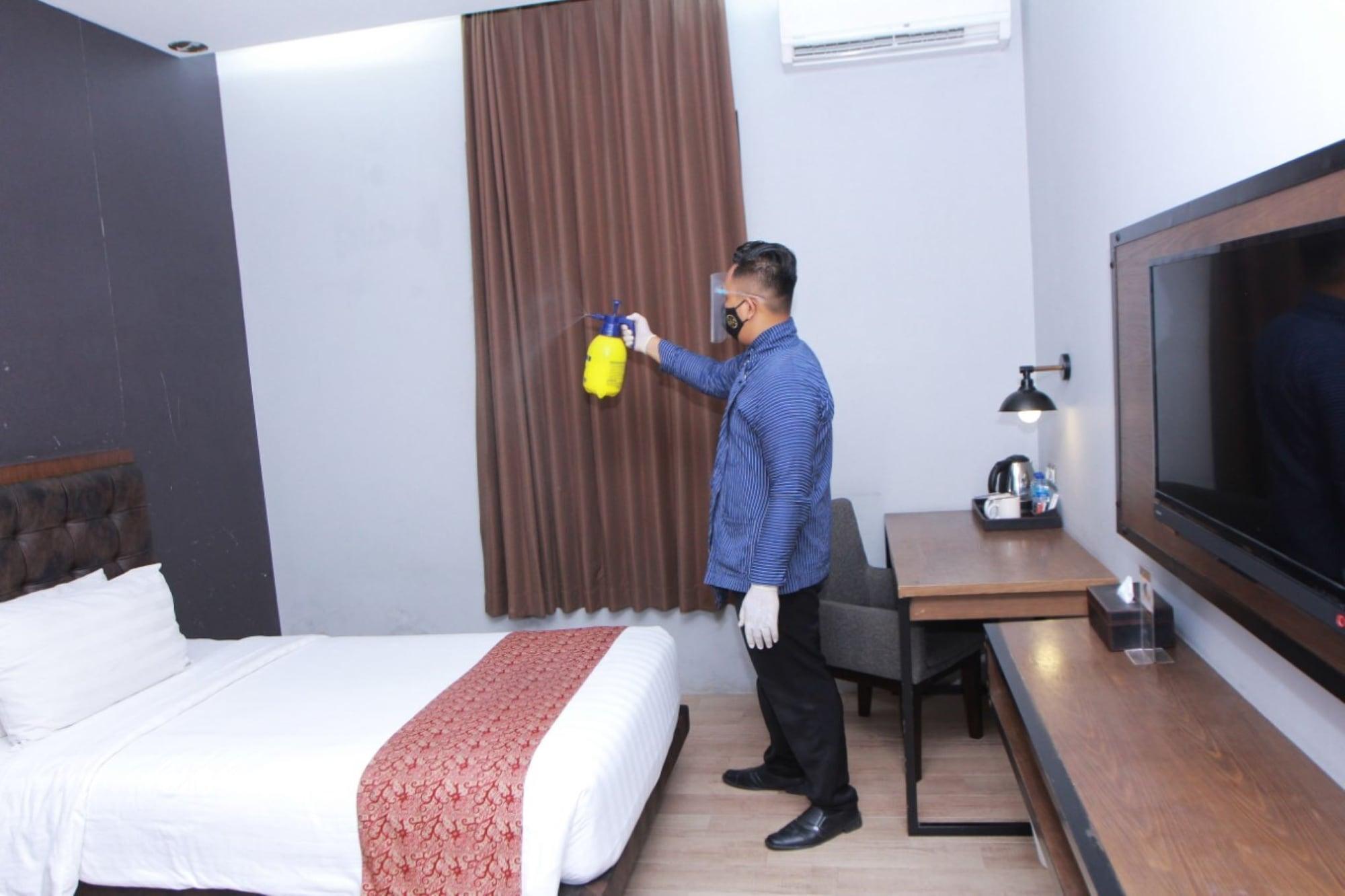 Grand Kangen Hotel Urip Sumoharjo Yogyakarta Esterno foto