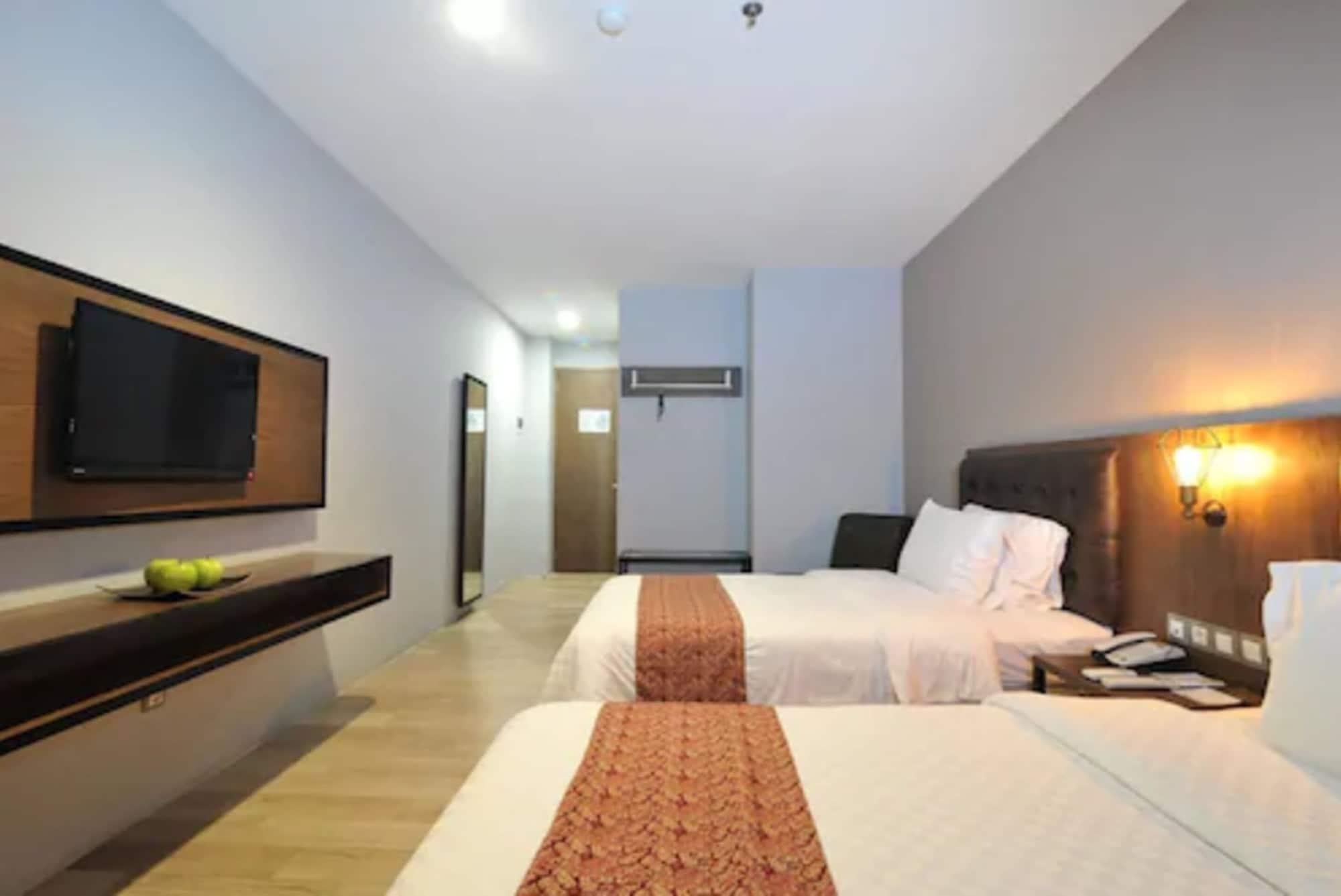Grand Kangen Hotel Urip Sumoharjo Yogyakarta Esterno foto