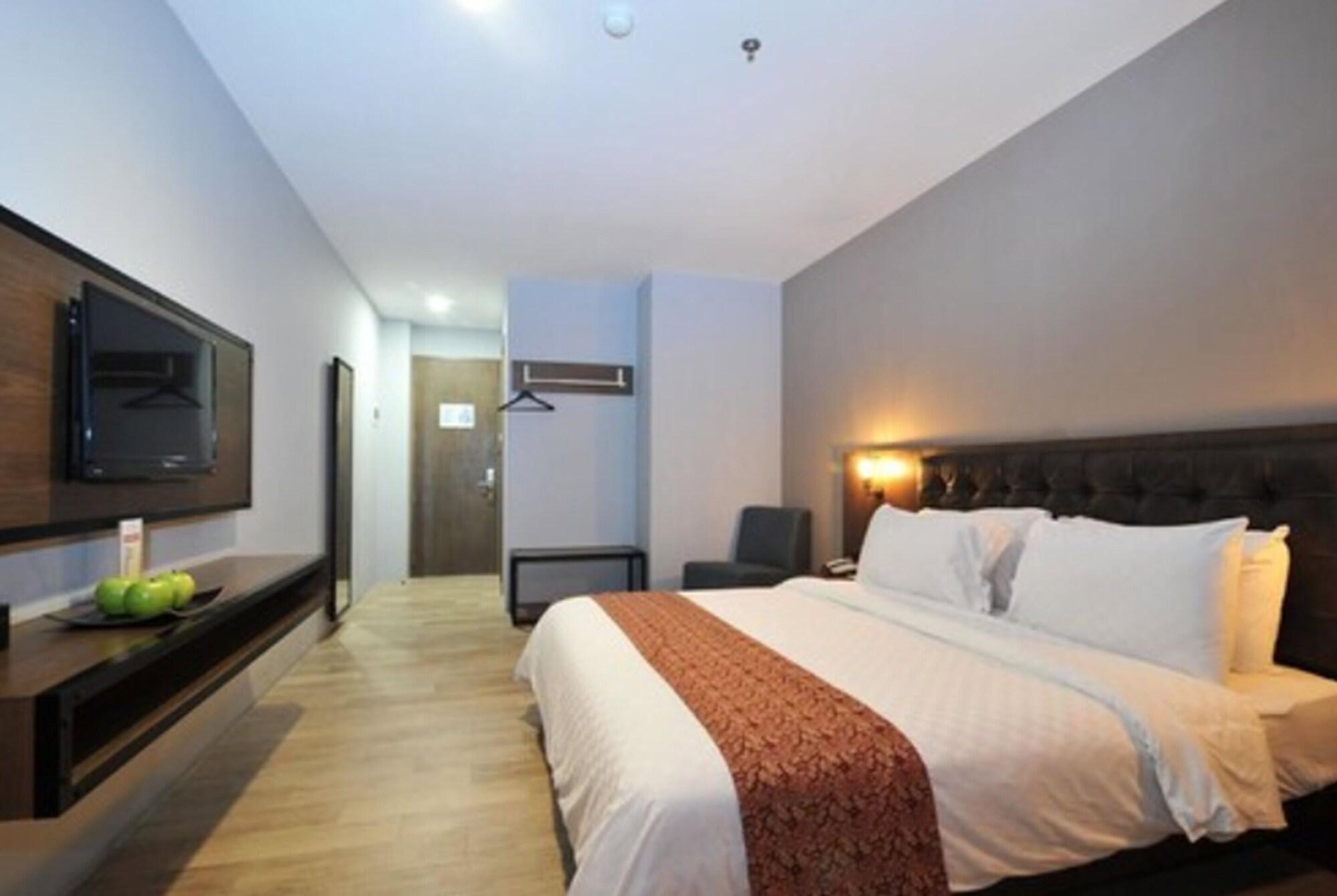 Grand Kangen Hotel Urip Sumoharjo Yogyakarta Esterno foto