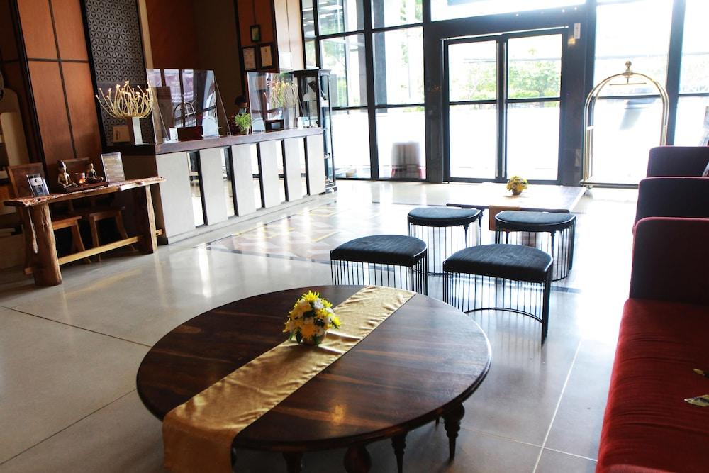 Grand Kangen Hotel Urip Sumoharjo Yogyakarta Esterno foto