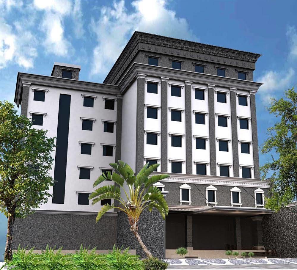 Grand Kangen Hotel Urip Sumoharjo Yogyakarta Esterno foto