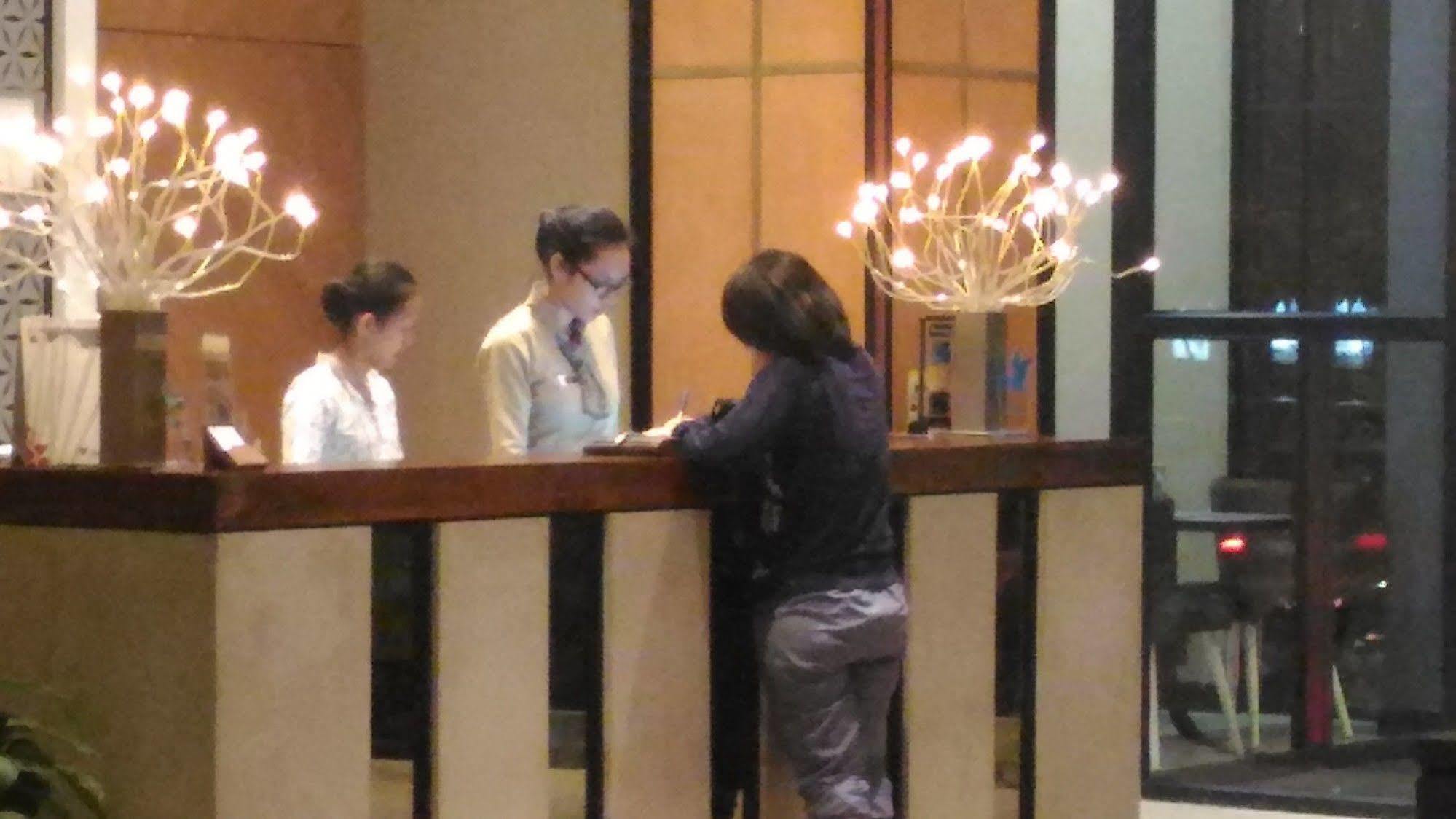 Grand Kangen Hotel Urip Sumoharjo Yogyakarta Esterno foto
