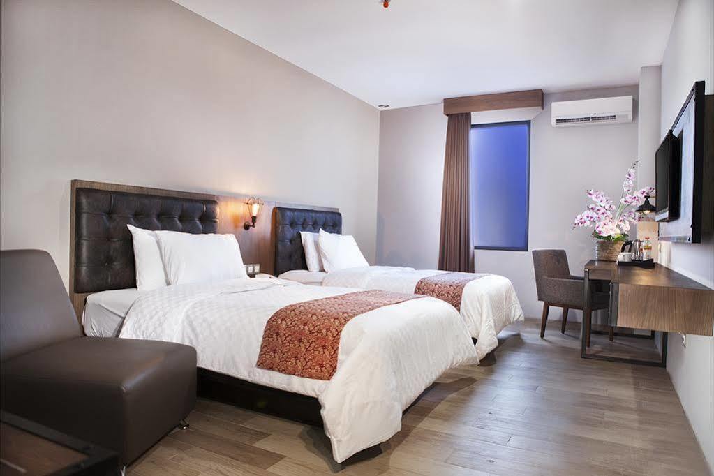 Grand Kangen Hotel Urip Sumoharjo Yogyakarta Esterno foto